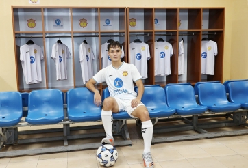 Cầu thủ lương 'cao nhất' Việt Nam nói thắng lý do rời Hàn Quốc