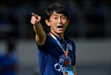 HLV thay thầy Park dẫn dắt ĐT Thái Lan bị đối xử khó tin