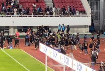 Bóng đá Indonesia lại khiến thế giới rúng động