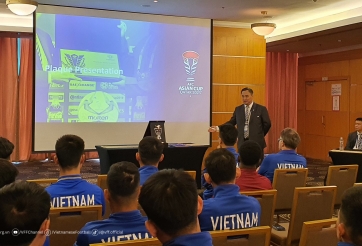 VIDEO: ĐT Việt Nam họp với AFC trước thềm Asian Cup