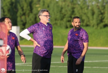 Đấu Tajikistan, U23 Việt Nam có HLV mới thay Troussier