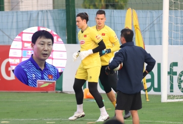 HLV Kim Sang Sik tiết lộ việc chọn Filip Nguyễn hay Văn Lâm