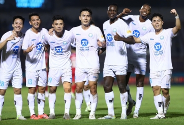 Vòng 7 V-League 2024/2025: Hấp dẫn cuộc đua vô địch