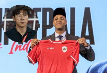 HLV Kluivert nói thẳng việc ĐT Indonesia sa thải Shin Tae-yong