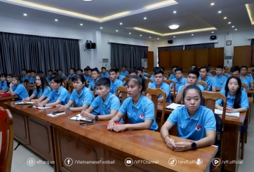 112 trọng tài Việt Nam tham gia tập huấn