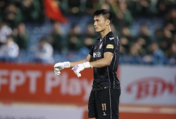 Thủ môn Bùi Tiến Dũng tiếc nuối khi Đà Nẵng vẫn cuối bảng