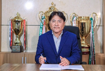 HLV Nhật Bản chính thức dẫn dắt đội bóng hàng đầu Việt Nam