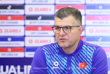 HLV Brazil nói gì khi dẫn dắt Việt Nam đấu Oman?