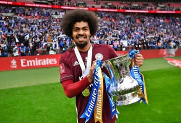 Nhà vô địch FA Cup chưa thể sang Việt Nam hội quân