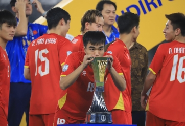 HLV Kim Sang Sik nói lời thật lòng về Công Phương