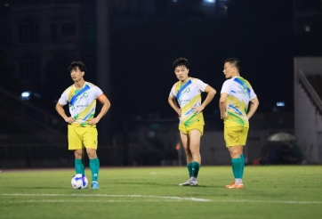 Công Phượng liên tục ghi bàn