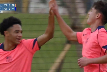 Trực tiếp U16 PVF 0-1 U16 Barcelona: Bàn thua sớm