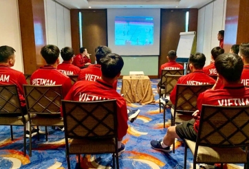 Tuyển Việt Nam làm điều không thể thiếu trước trận gặp Thái Lan