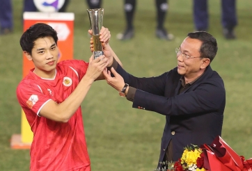 Hai sao U23 Việt Nam được vinh danh ở trận 'Super Sunday'