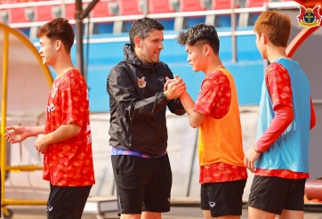 HLV Tây Ban Nha viết tâm thư chia tay CLB Ninh Bình