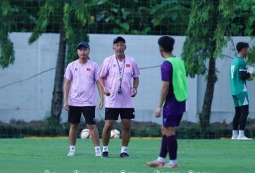 HLV Nhật Bản loại hàng loạt cầu thủ trẻ của tuyển Việt Nam