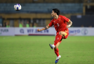 HLV Kim Sang Sik nói thẳng 1 điều khi Văn Hậu chính thức trở lại