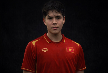 Xuất hiện thần đồng Việt kiều cao gần 2m đang gây sốt ở châu Âu