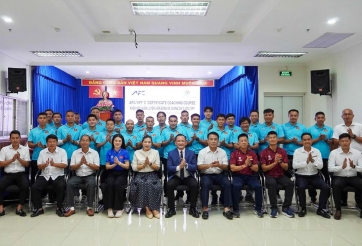 Tiếp tục nâng cao đội ngũ HLV bóng đá tại Việt Nam