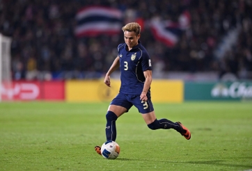 'Vua cùi chỏ' tiết lộ khả năng giã từ ĐT Thái Lan