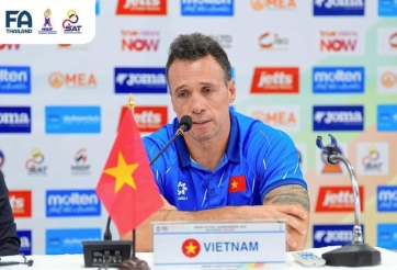 HLV Argentina quyết tâm cùng ĐT Việt Nam dự VCK World Cup