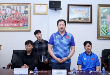 CHÍNH THỨC: HLV Hàn Quốc gia hạn hợp đồng với ĐT Việt Nam