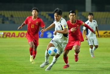 CĐV Thái Lan đồng loạt nhắc đến Việt Nam khi thua sốc ở giải AFF