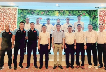 VFF thực hiện hành động quan trọng với trọng tài Việt Nam