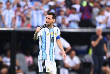 Trực tiếp bóng đá Argentina 1-0 Algeria: Messi lập siêu phẩm