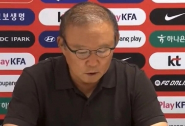HLV Park Hang Seo xin lỗi NHM Hàn Quốc vì thất bại tủi hổ ở World Cup