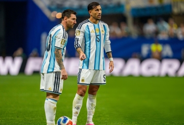 Messi bị tấn công, Paredes lập tức lên tiếng cực gắt