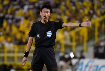 CHÍNH THỨC: 'Vua thẻ' Nhật Bản bắt trận Việt Nam vs Singapore