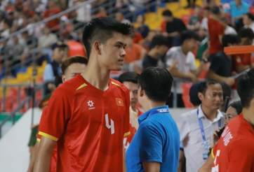 Trung vệ cao nhất lịch sử ĐT Việt Nam chuẩn bị ra mắt AFF Cup
