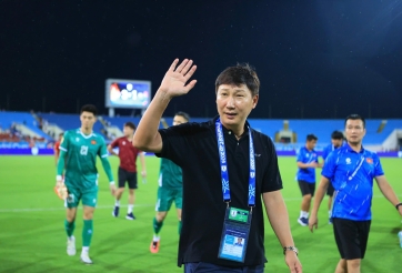 HLV Kim Sang Sik ra quyết định khiến ĐT Việt Nam không thể vui hơn