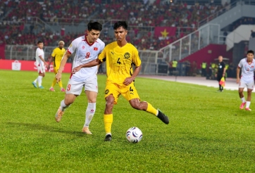 Trực tiếp Việt Nam 1-0 Malaysia: Xuân Son nổ súng