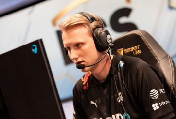Xạ thủ của Cloud9 lập kỷ lục với số lượng Pentakill nhiều nhất lịch sử LCS