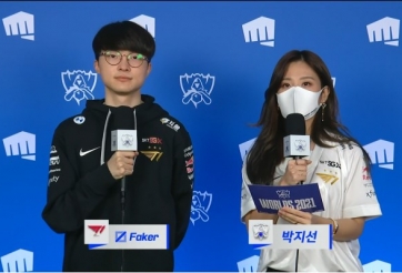 Faker: 'Sẽ vui hơn nếu gặp DWG KIA tại chung kết'