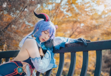 Genshin Impact: Ganyu cực sexy trong bộ ảnh của nữ cosplayer Ongi