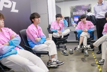 BLG có nguy cơ mất vé MSI, một ngôi sao ngay lập tức bị chỉ trích nặng nề