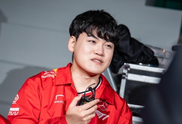 Anti Gumayusi gửi 'tối hậu thư' tới T1 nhưng lại vô tình hóa 'trò hề'