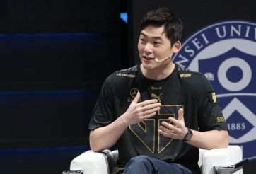 CEO Gen.G cho rằng áp lực từ fan T1 chỉ giúp đội tuyển này mạnh lên ở CKTG