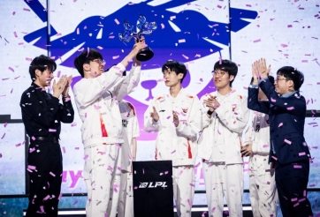 Có phát ngôn 'chưa đánh đã hàng', tuyển thủ AL nhận phải mưa 'gạch đá'