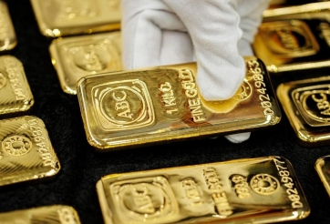 Giá vàng hôm nay chiều 16/8: Tạm thời đi ngang