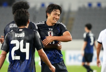 Nhật Bản thắng huỷ diệt ở ngày ra quân Cúp Đông Á