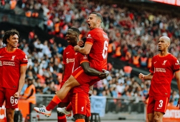 Đặt tham vọng ăn 4, Jurgen Klopp đề cập đến Man Utd