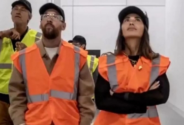 Messi bất ngờ hóa thân thành công nhân tại Mỹ