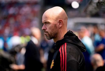 Ten Hag chỉ trích gay gắt thái độ của Ronaldo
