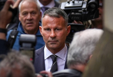 Huyền thoại MU ‘vướng vòng lao lý’ đợi 'mỏi mòn' ngày hầu tòa