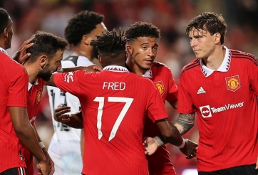 Quốc tang diễn ra, MU vẫn sẽ đá Europa League