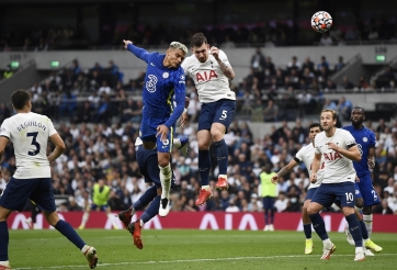 Potter tiếp nối 'đặc sản' của Chelsea ở những tình huống phạt góc